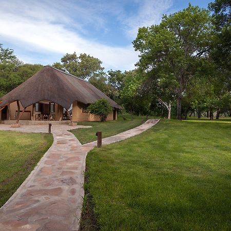 Lentswelemoriti Tuli Safari Lodge מראה חיצוני תמונה