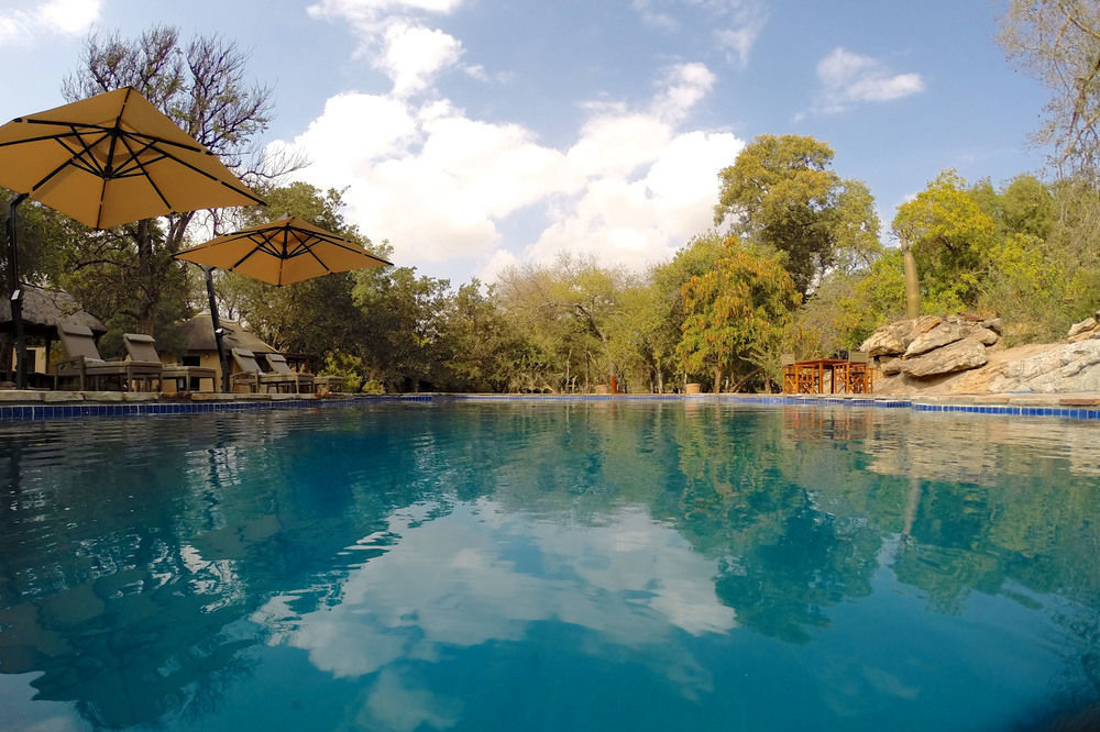 Lentswelemoriti Tuli Safari Lodge מראה חיצוני תמונה
